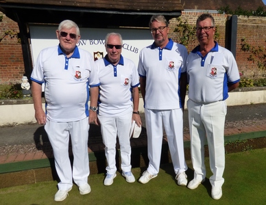 Mens Pairs finalists enjoying the sun before battle.