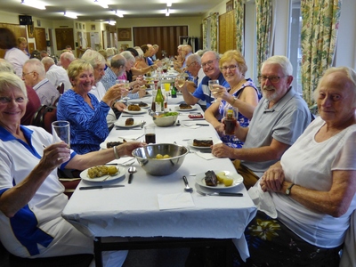 Everyone looks super pleased at the dinner table !