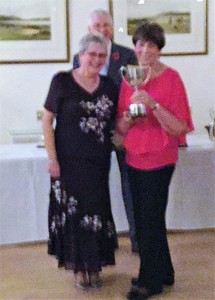 Ladies Championship Pairs winners Felicity Rees and Lynda Taplin 