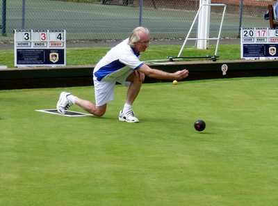 Andy Savin in pursuit of the singles crown.